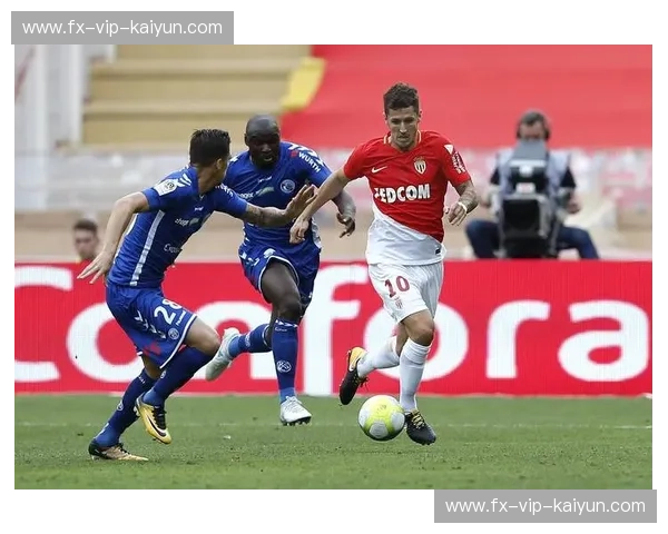 巅峰对决，荣耀之战：尤文图斯vs摩纳哥，谁将书写欧冠新篇章？